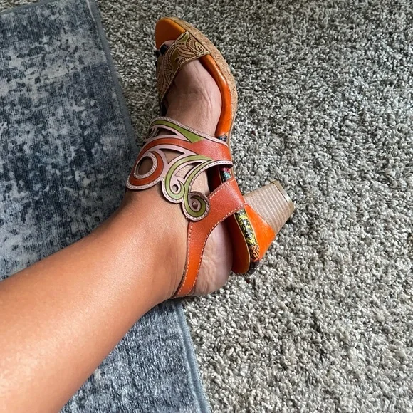 Spring Step Women's Orange & Green Decorative Leather Heel Sandals sz 38 EUC - Picture 2 of 13